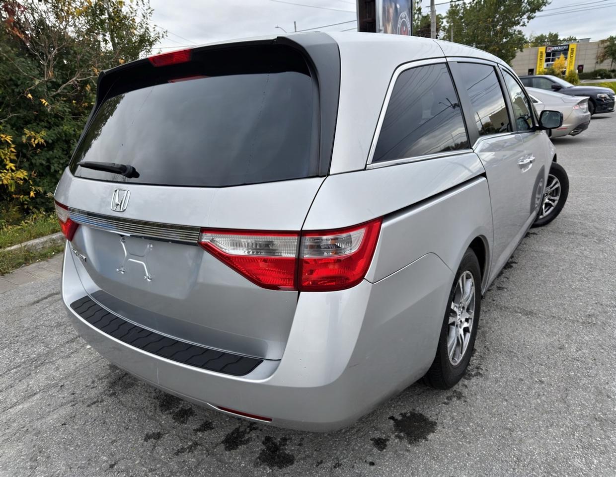2011 Honda Odyssey EX Photo3