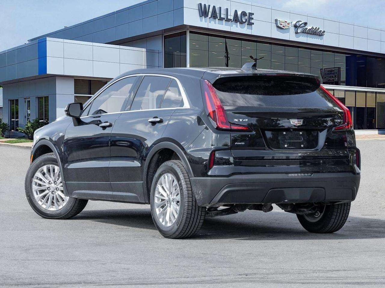 2024 Cadillac XT4 AWD 4dr Luxury Photo4