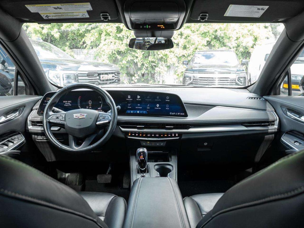 2024 Cadillac XT4 AWD 4dr Luxury Photo