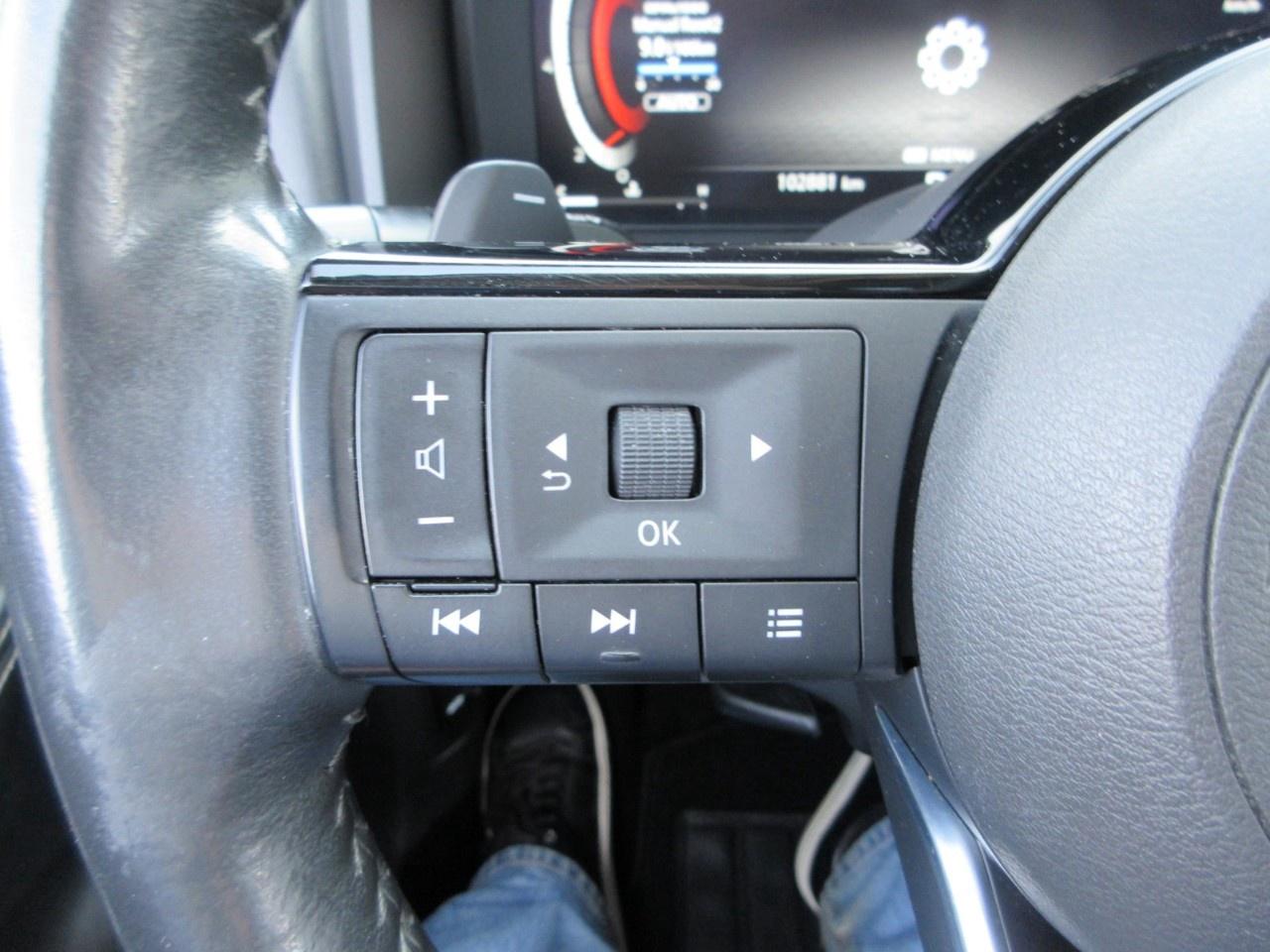 2022 Nissan Rogue AWD Platinum Photo