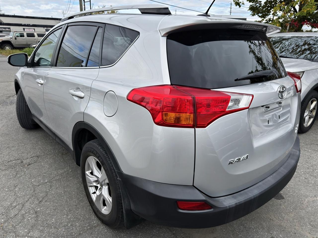 2015 Toyota RAV4 XLE Photo