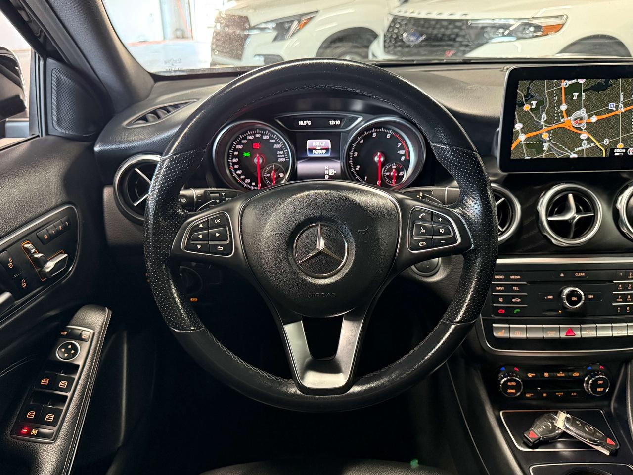 2019 Mercedes-Benz GLA 4Cyl l 4-Matic l 2.0L l Panoramic Roof l Navi l Photo