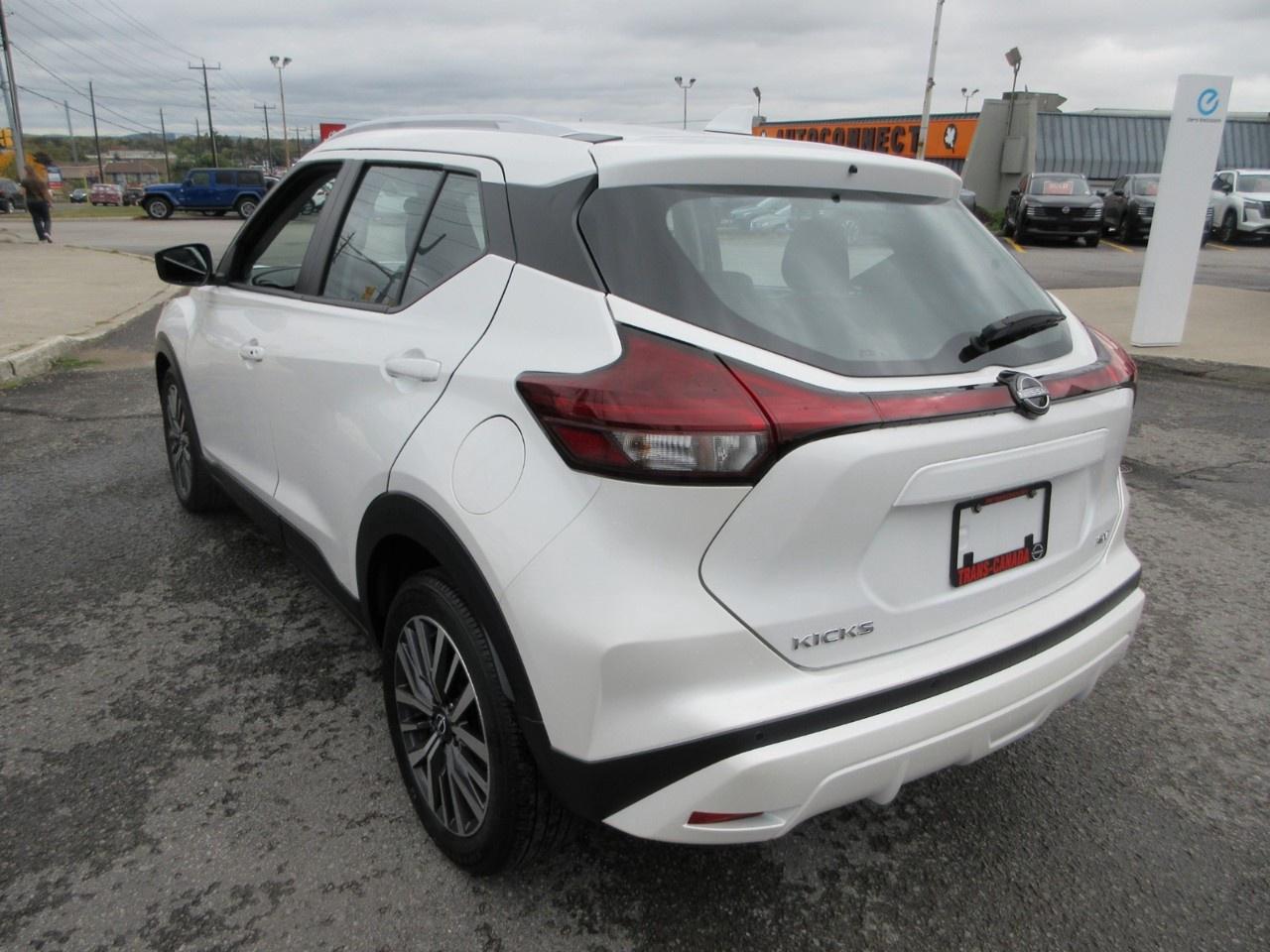2024 Nissan Kicks SV FWD Photo