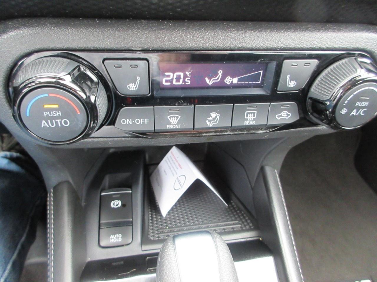 2024 Nissan Kicks SV FWD Photo