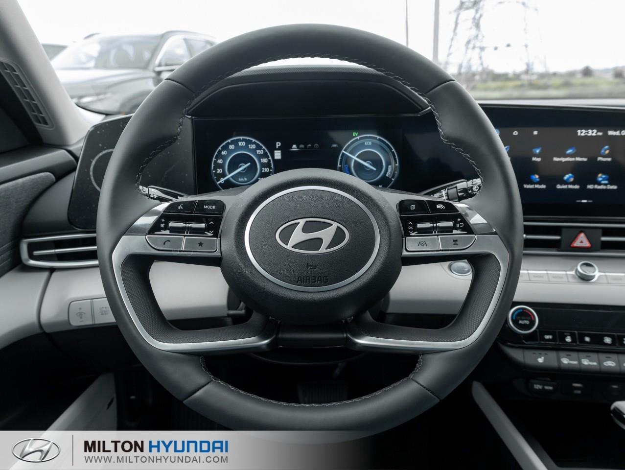 2026 Hyundai Elantra HEV Luxury 4dr Sedan Photo
