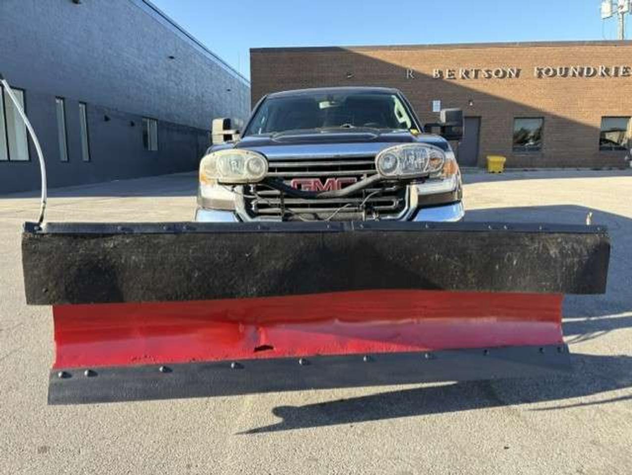 2015 GMC SIERRA 2500HD 4WD BOSS SNOW PLOW-DOUBLE CAB-LONG BOX-CERTIFIED Photo