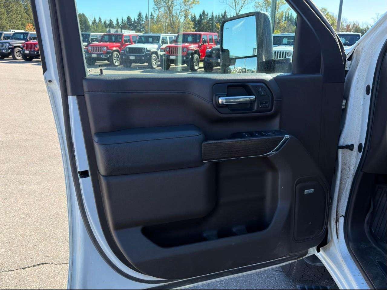 2023 GMC Sierra 3500HD SUNROOF   360 CAM   ONE OWNER Photo