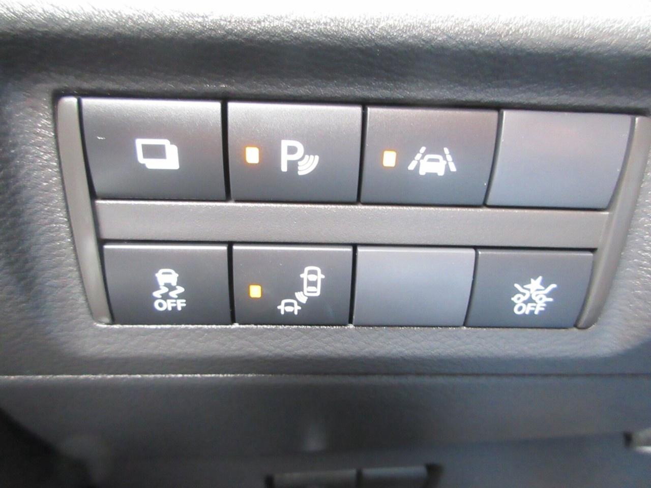 2024 Nissan Kicks S FWD Photo