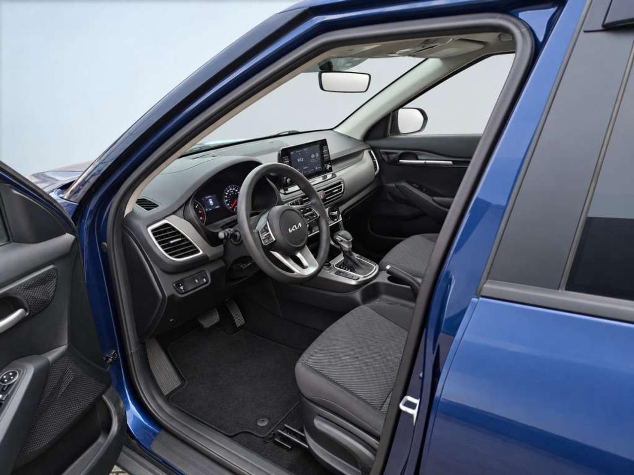 2022 Kia Seltos LX / FWD / HEATED SEATS / BACKUP CAM / APPLE CARPLAY / BLIND SPOT / BLUETOOTH Photo