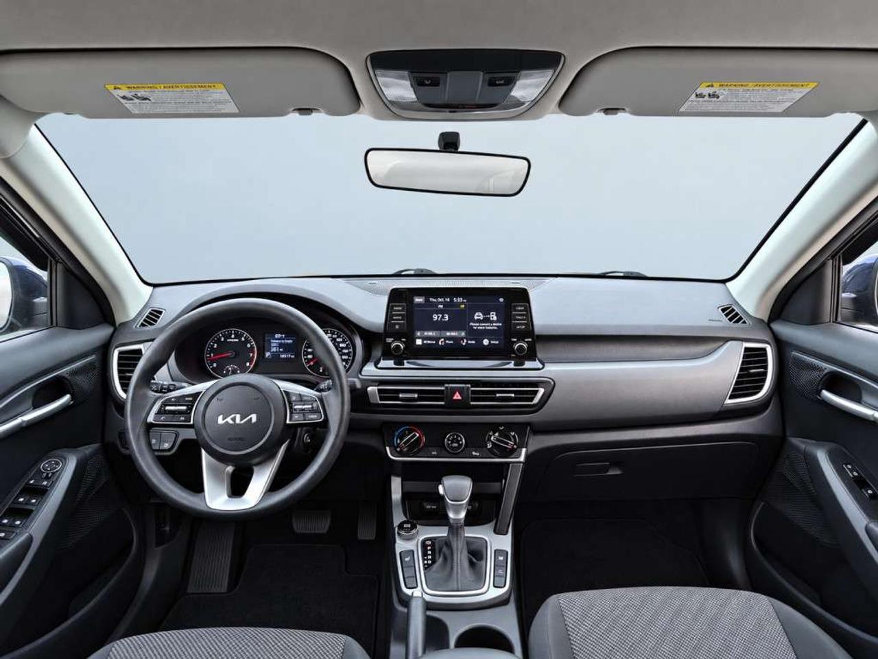 2022 Kia Seltos LX / FWD / HEATED SEATS / BACKUP CAM / APPLE CARPLAY / BLIND SPOT / BLUETOOTH Photo