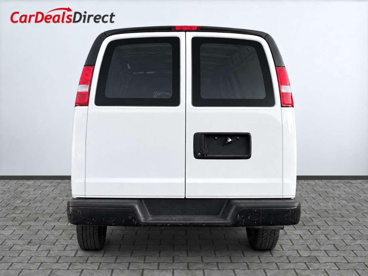 2021 Chevrolet Express 2500 2500 / EXTENDED CARGO / 4.3L V6 / RWD / BACKUP CAM / WORK VAN Photo