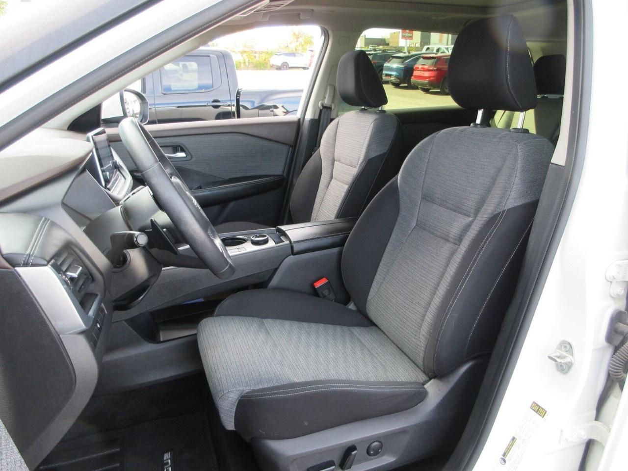 2023 Nissan Rogue  Photo