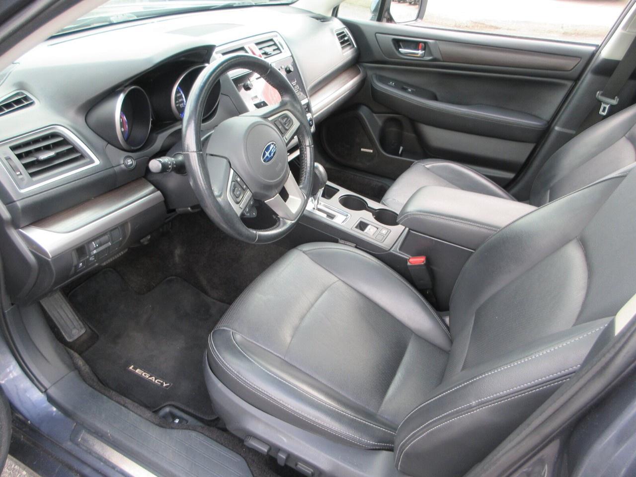 2015 Subaru Legacy 4dr Sdn CVT 2.5i w/Limited Pkg Photo