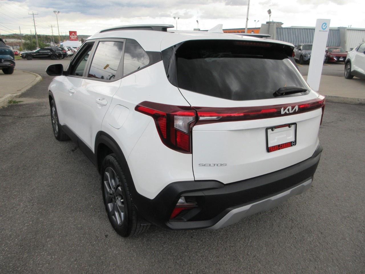 2024 Kia Seltos LX FWD Photo
