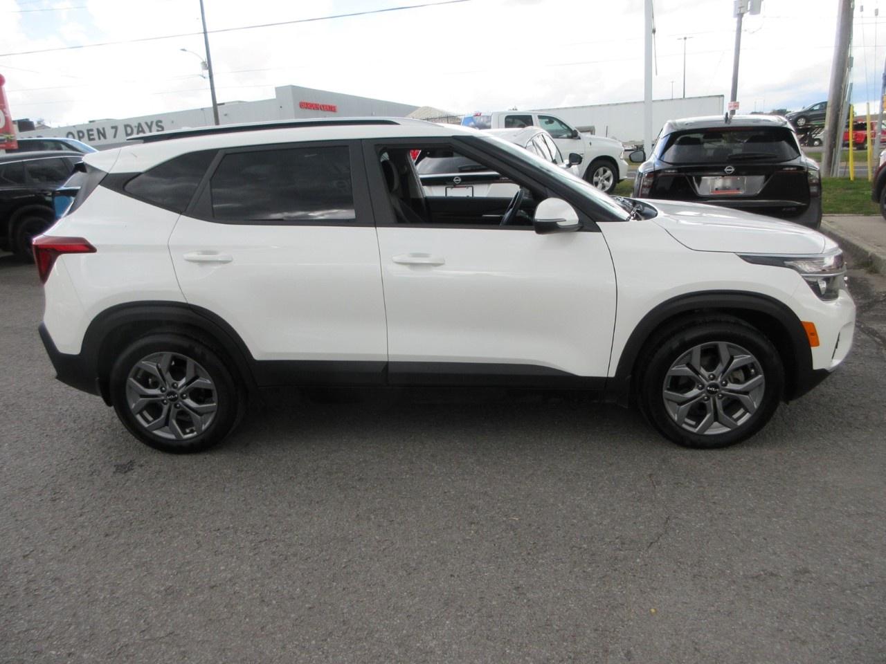 2024 Kia Seltos LX FWD Photo