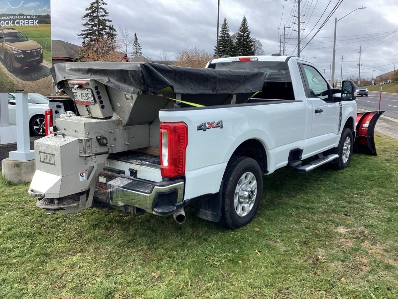 2024 Ford SUPER DUTY F-250 SRW  Photo