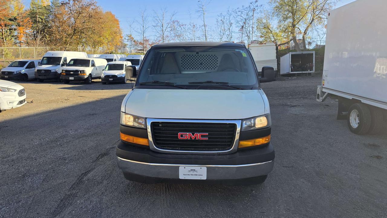 2017 GMC Savana 2500 G2500 - 4.8L V8 - Cruise/Divider - VN-329218 Photo