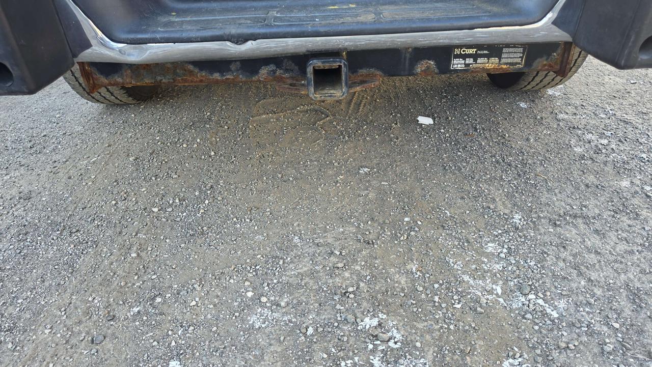 2017 GMC Savana 2500 G2500 - 4.8L V8 - Cruise/Divider - VN-329218 Photo