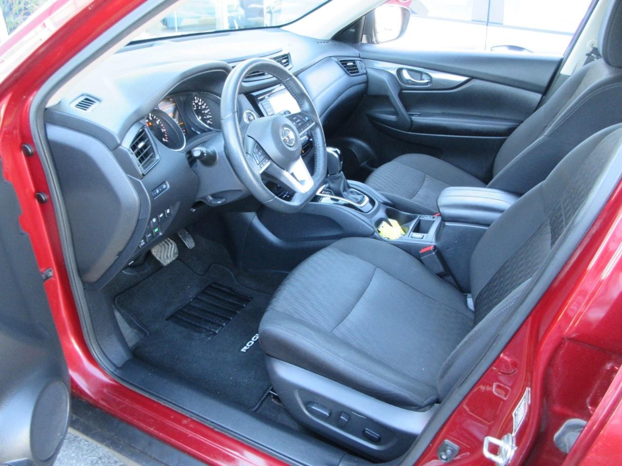 2020 Nissan Rogue  Photo