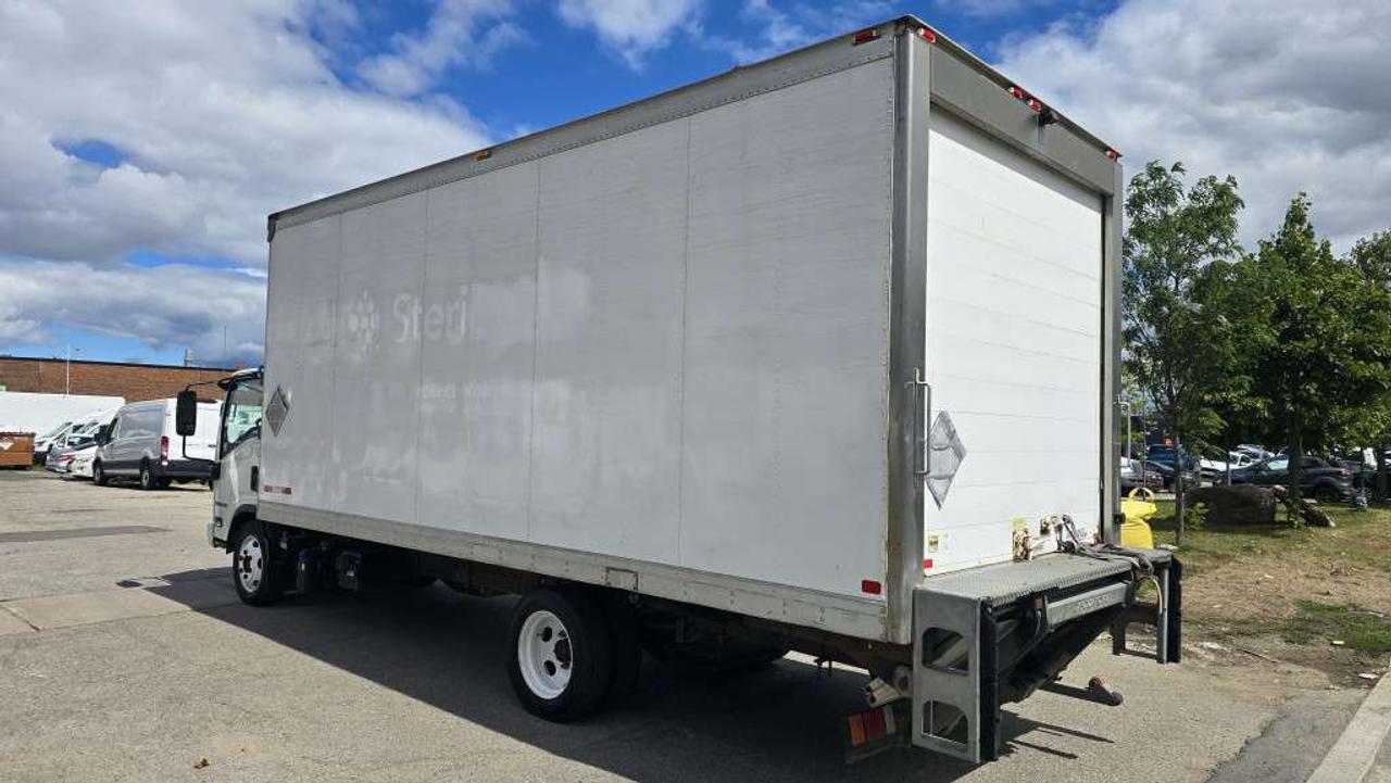 2018 Isuzu NRR 20Ft - CARRIER SUPRA 650 Low Temp REEFER - ST-300589 - -None Photo