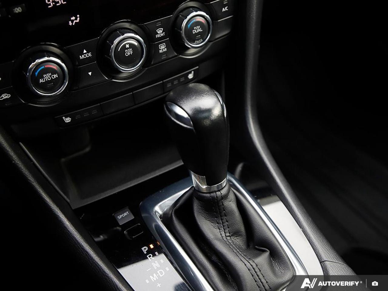 2015 Mazda MAZDA6 4dr Sdn 2.5L Auto GT Photo