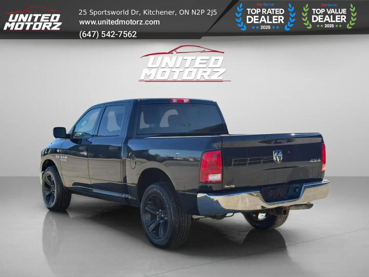 2015 RAM 1500 ST HEMI 5.7L CREW CAB 140.5" 4WD V8~SAFETY CERTIFI Photo