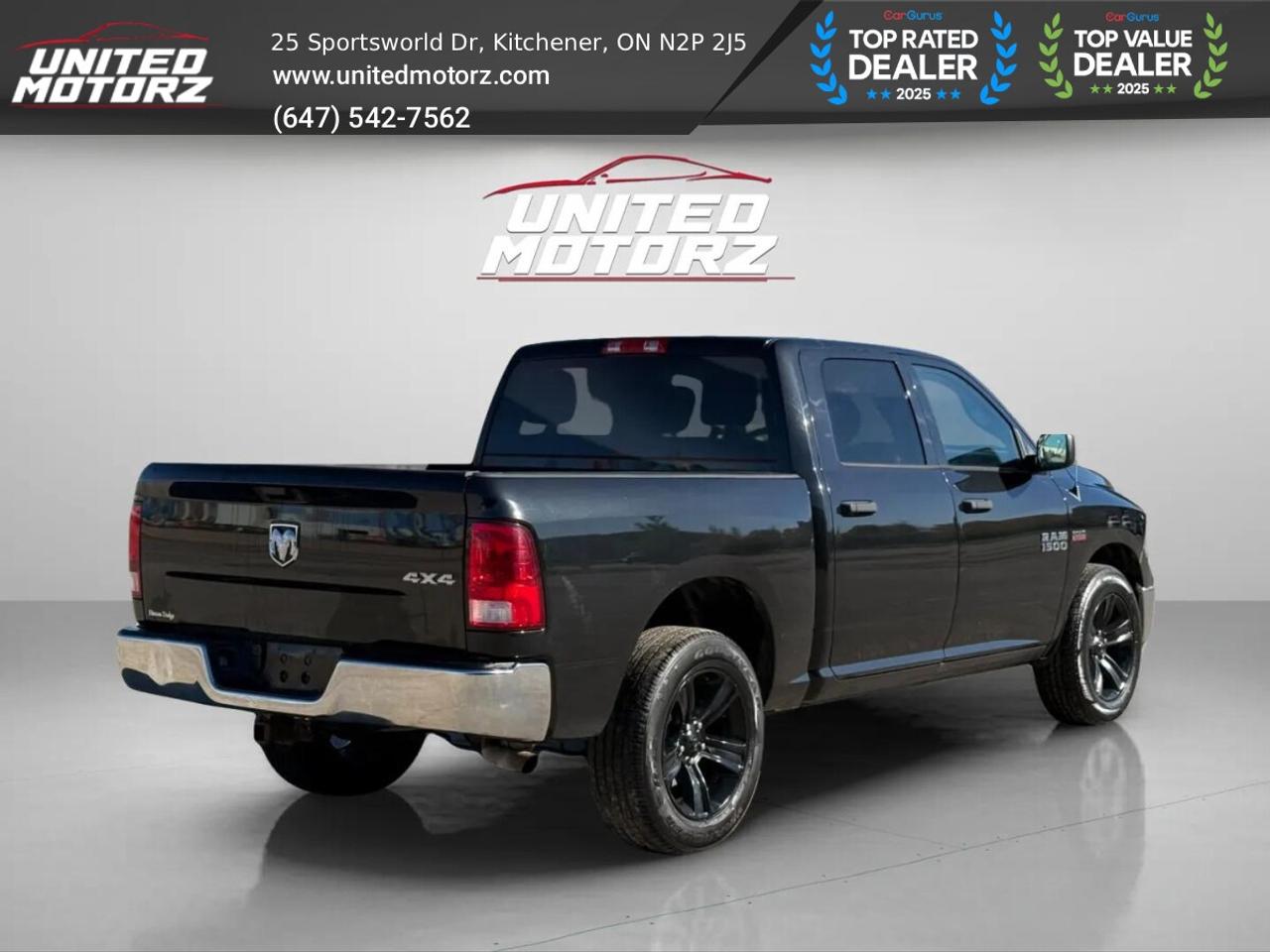2015 RAM 1500 ST HEMI 5.7L CREW CAB 140.5" 4WD V8~SAFETY CERTIFI Photo