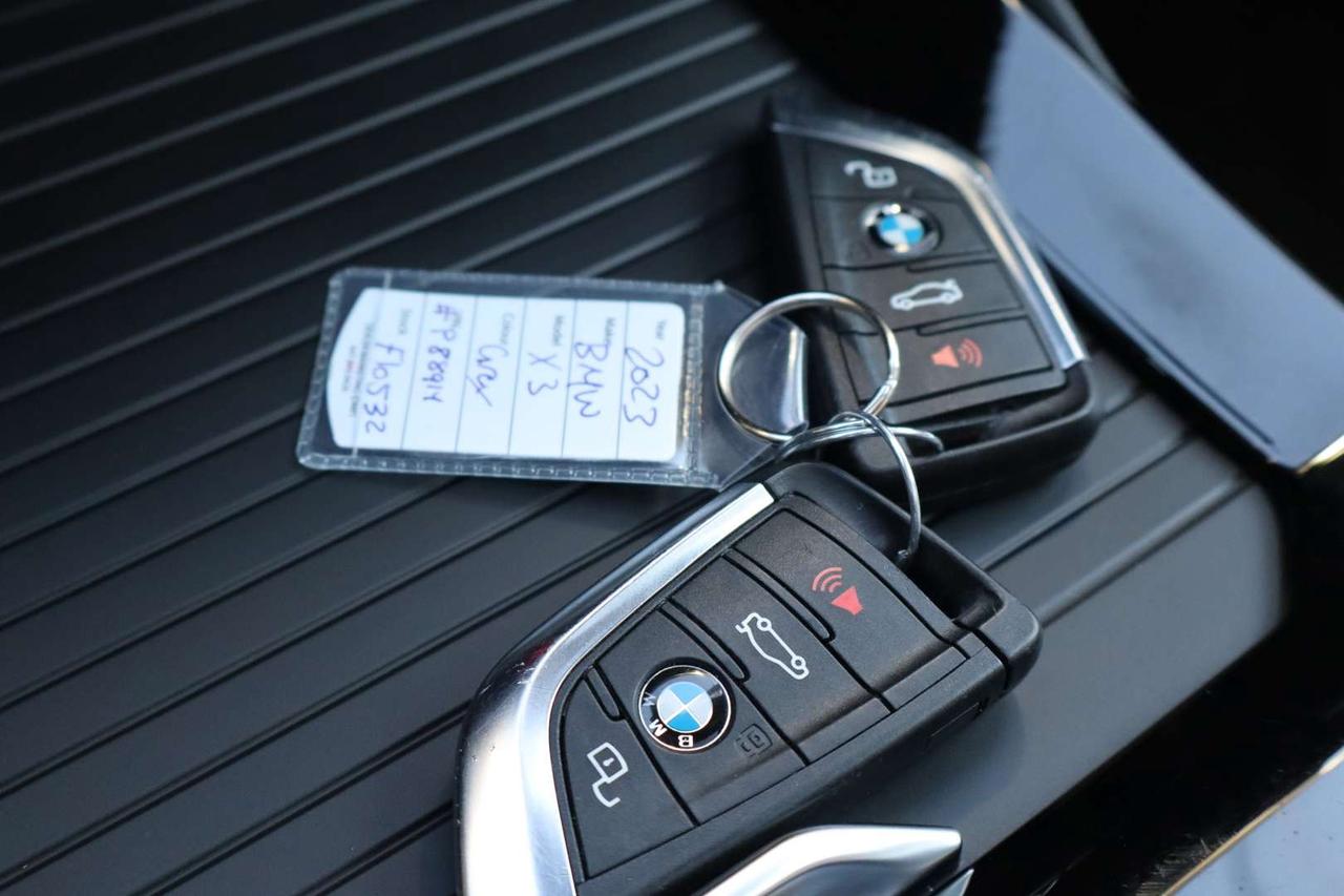 2023 BMW X3 xDrive30i   M Pkg   No Accident   Premium Pkg   Tan Interior Photo