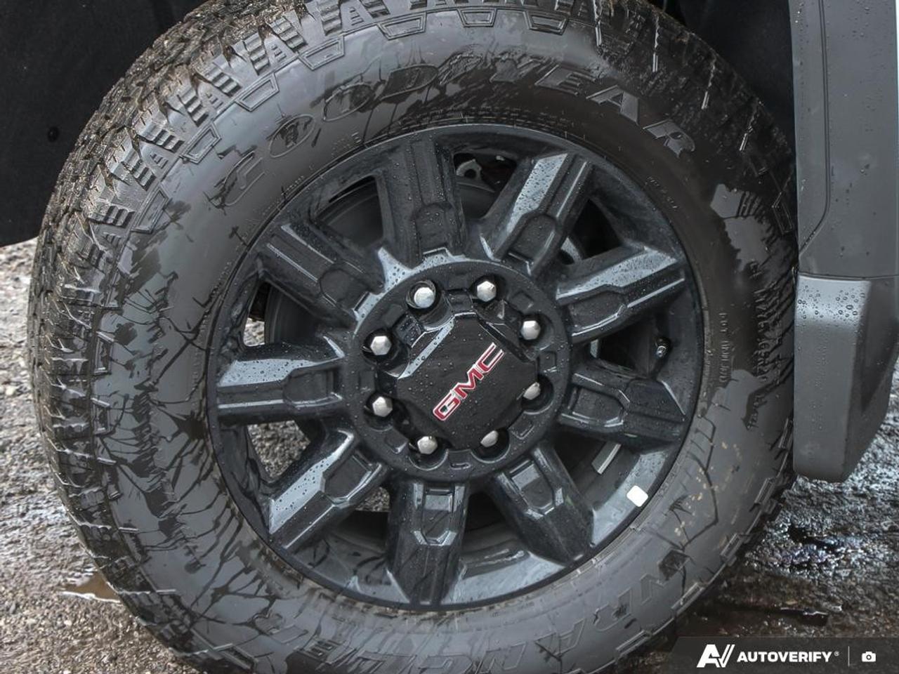2026 GMC SIERRA 2500HD Crew Cab Standard Box 4-Wheel Drive AT4 Photo