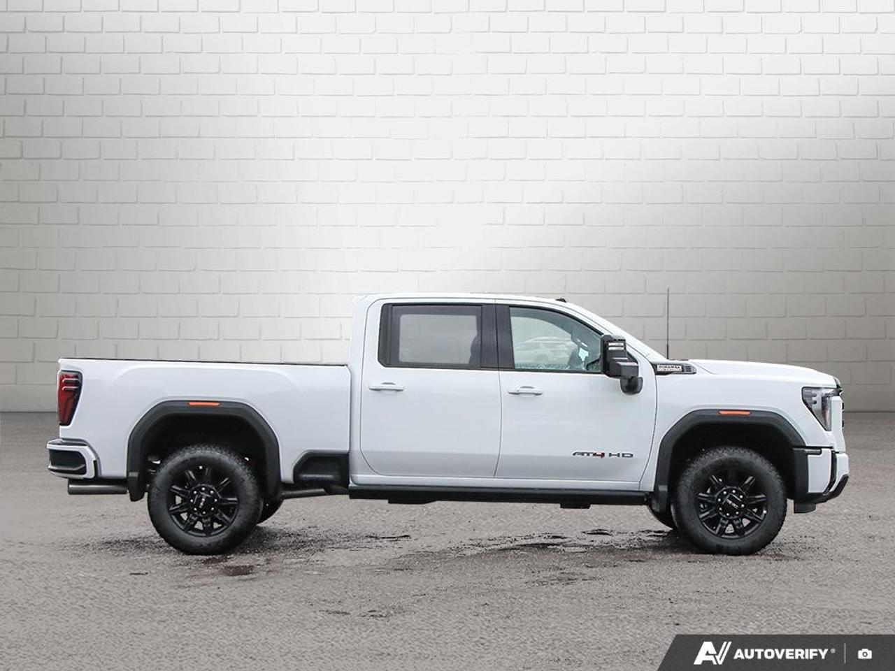 2026 GMC SIERRA 2500HD Crew Cab Standard Box 4-Wheel Drive AT4 Photo