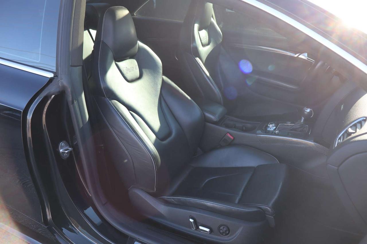 2013 Audi RS5 Coupe quattro No Accident Safety Certification Included Photo