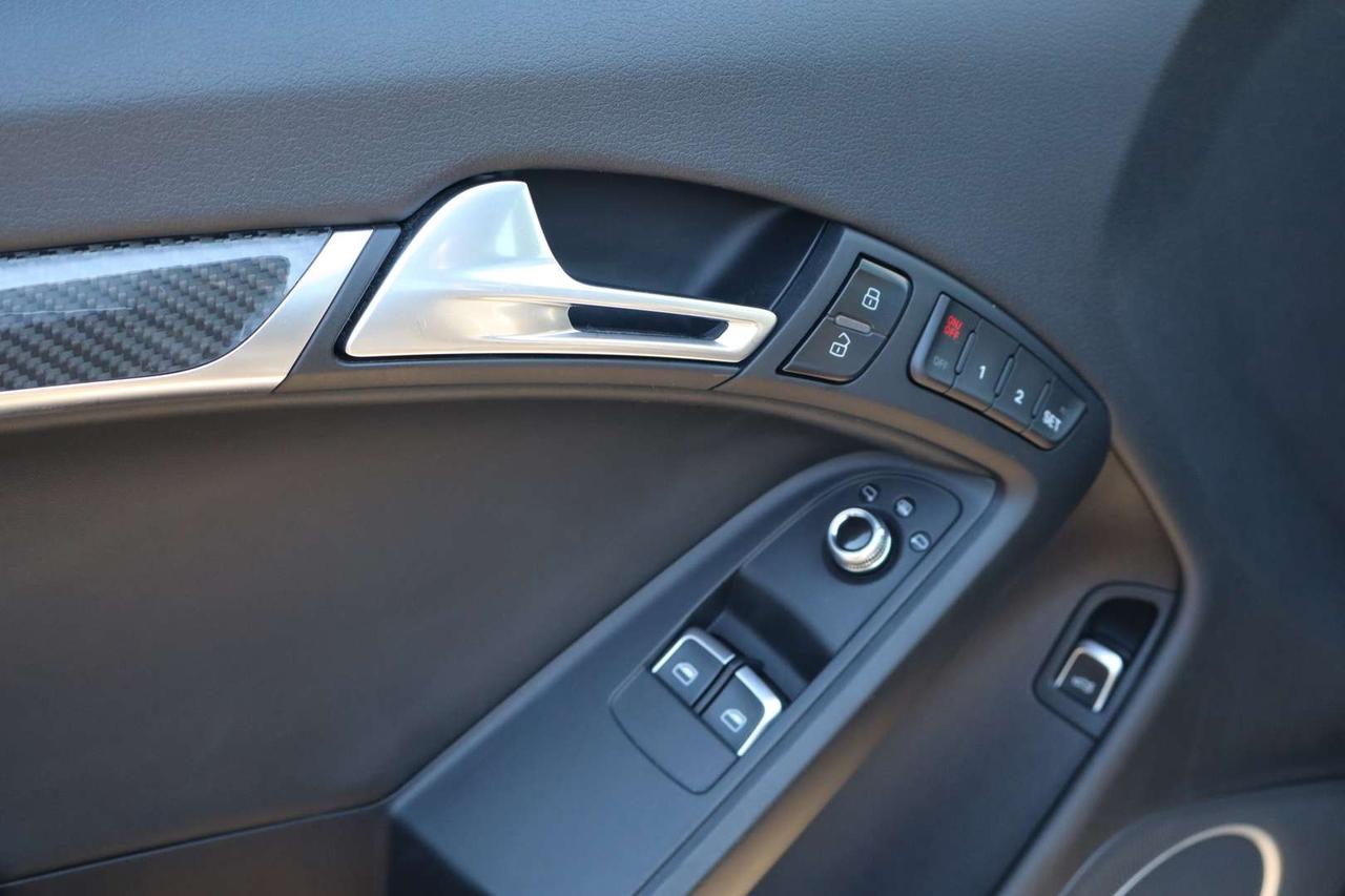 2013 Audi RS5 Coupe quattro No Accident Safety Certification Included Photo