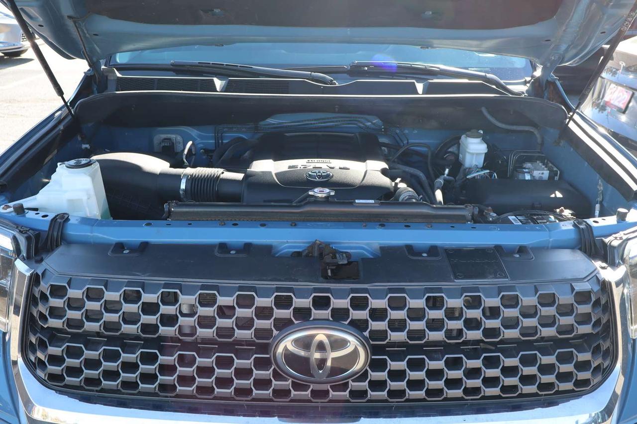 2020 Toyota Tundra SR5 TRD 5.7L V8 CrewMax 4WD No Accident One Owner Photo