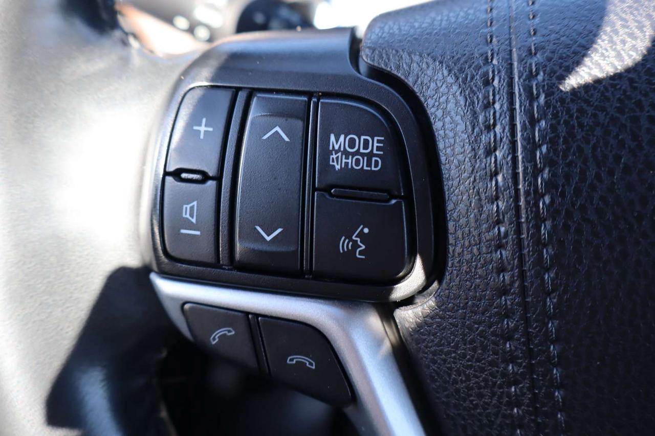 2020 Toyota Sienna Limited 7-Passenger AWD   No Accident   Brown Interior Photo