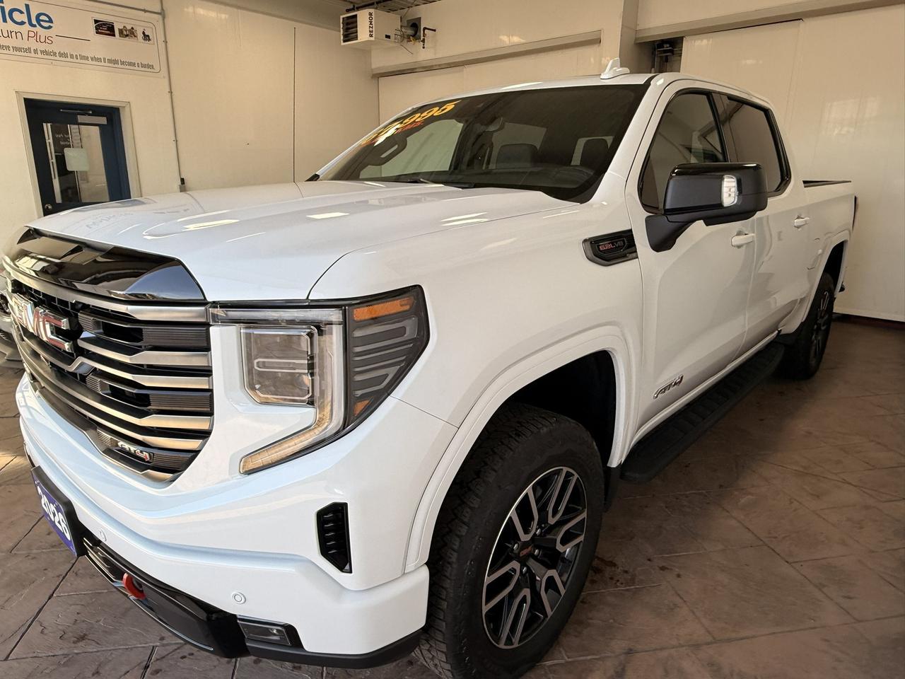 2026 GMC Sierra 1500 AT4 4WD CREW CAB LEATHR NAVI SUNROOF Photo