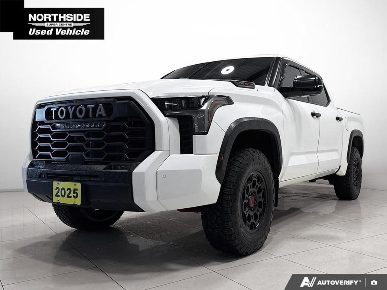 2025 Toyota Tundra 4x4 Crewmax Limited Hybrid Photo0