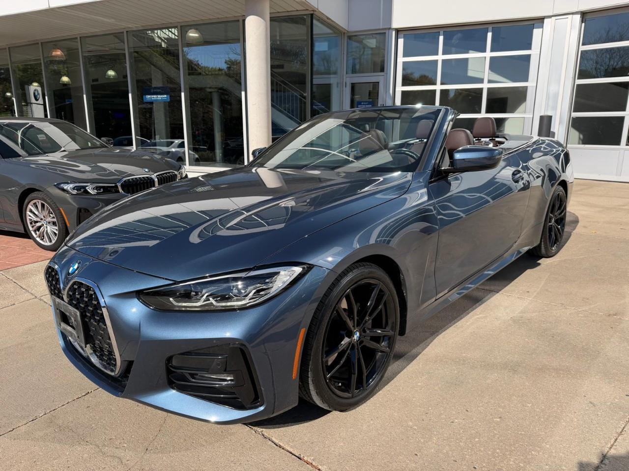 2022 BMW 430 i xDrive 2dr All-Wheel Drive Cabriolet Photo