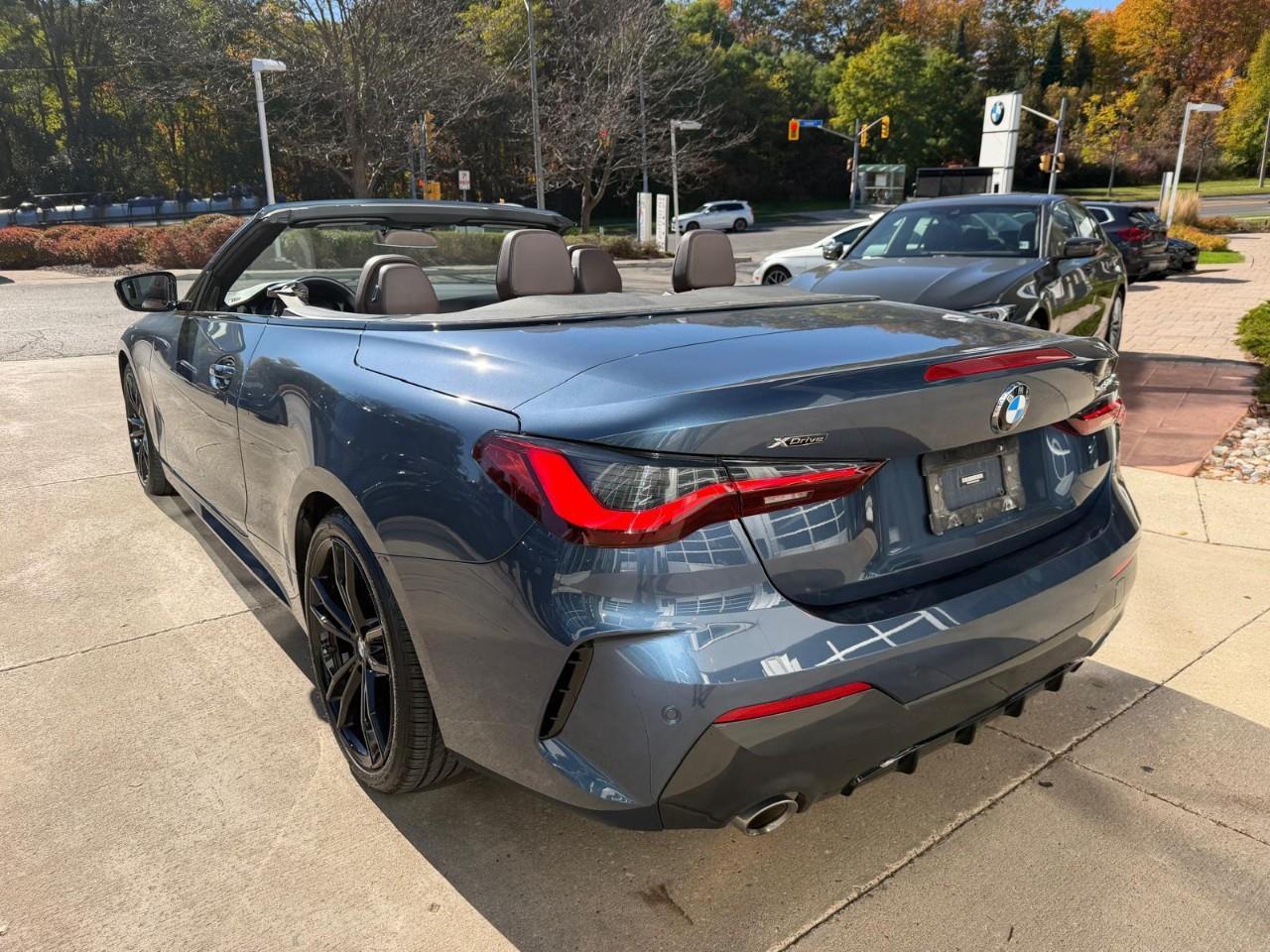 2022 BMW 430 i xDrive 2dr All-Wheel Drive Cabriolet Photo