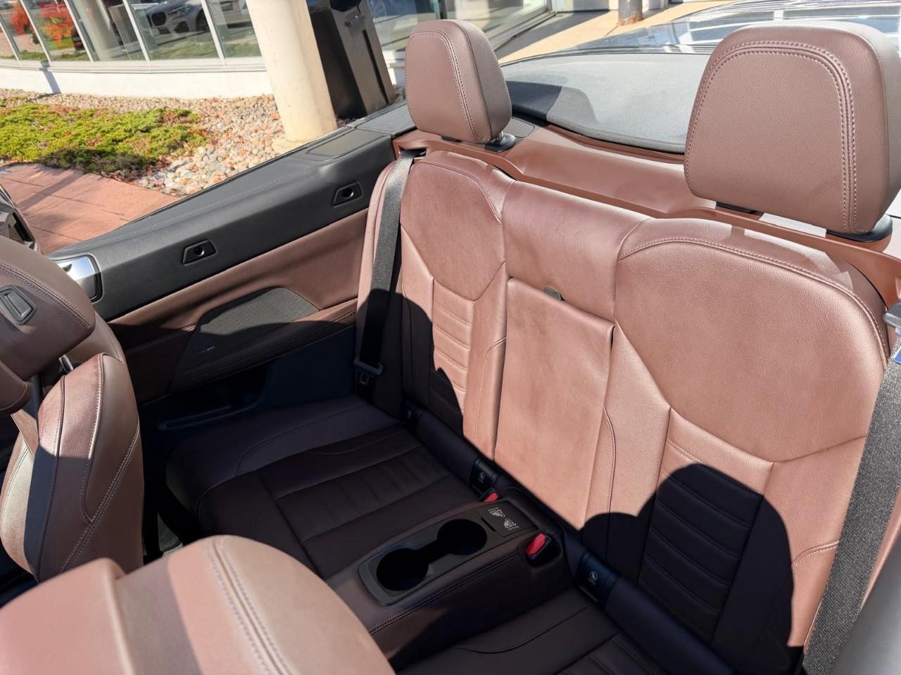 2022 BMW 430 i xDrive 2dr All-Wheel Drive Cabriolet Photo