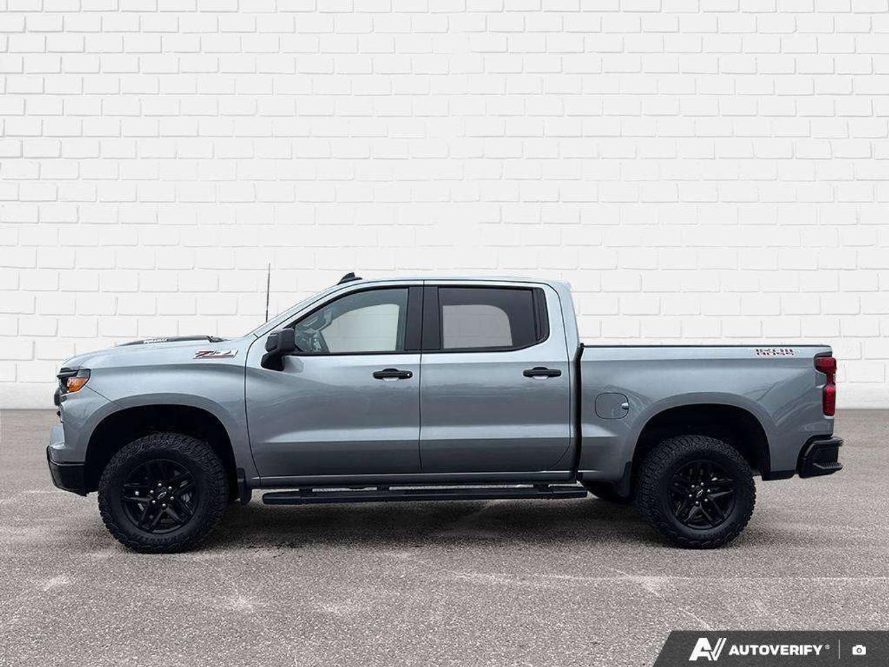 2026 Chevrolet Silverado 1500 TONNEAU. BEDLINER. ALL WEATHER MATS. TRAILER BRAKE CONTROLLER. HITCH GUIDANCE. Photo5