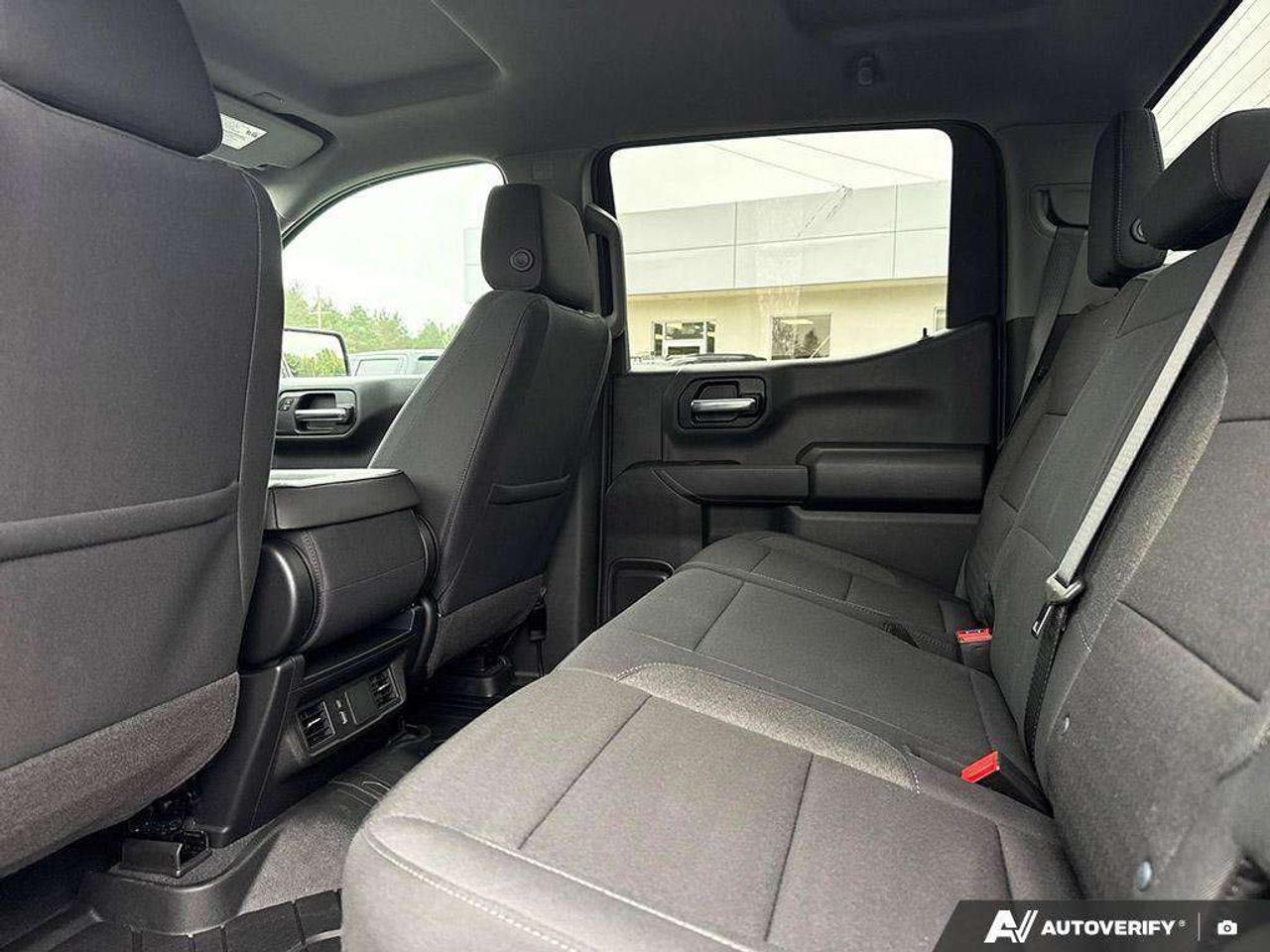 2026 Chevrolet Silverado 1500 TONNEAU. BEDLINER. ALL WEATHER MATS. TRAILER BRAKE CONTROLLER. HITCH GUIDANCE. Photo