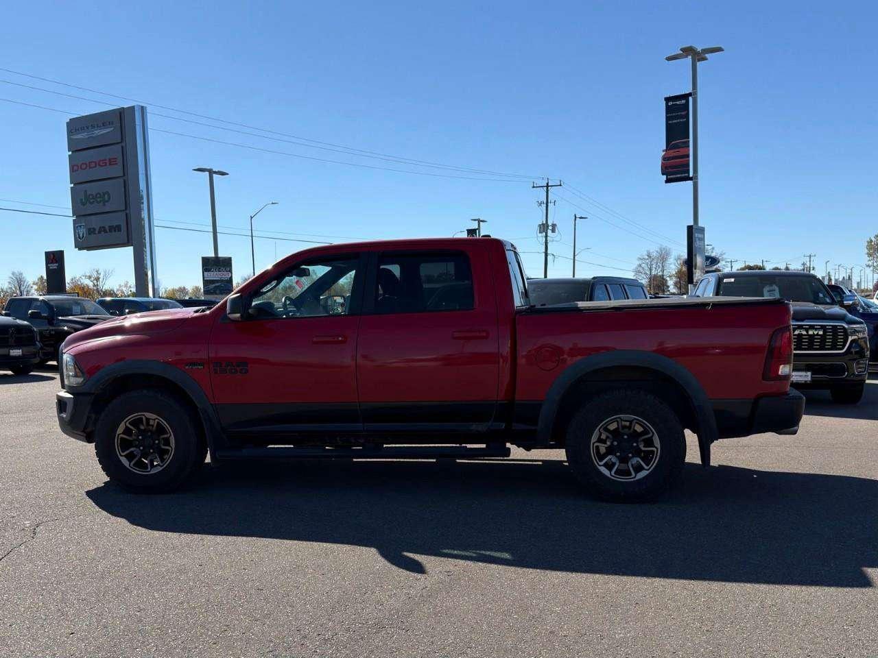 2017 RAM 1500 SUNROOF   LEATHER   5.7L V8 HEMI Photo5