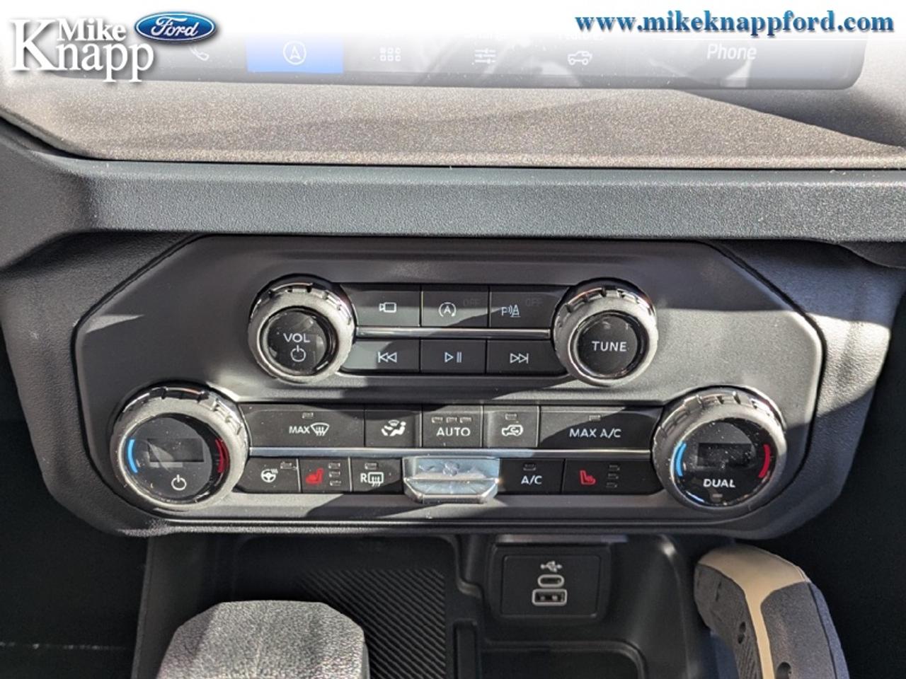 2026 Ford Bronco Badlands Photo