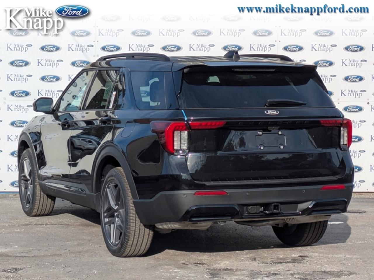 2027 Ford Explorer ST-Line Photo