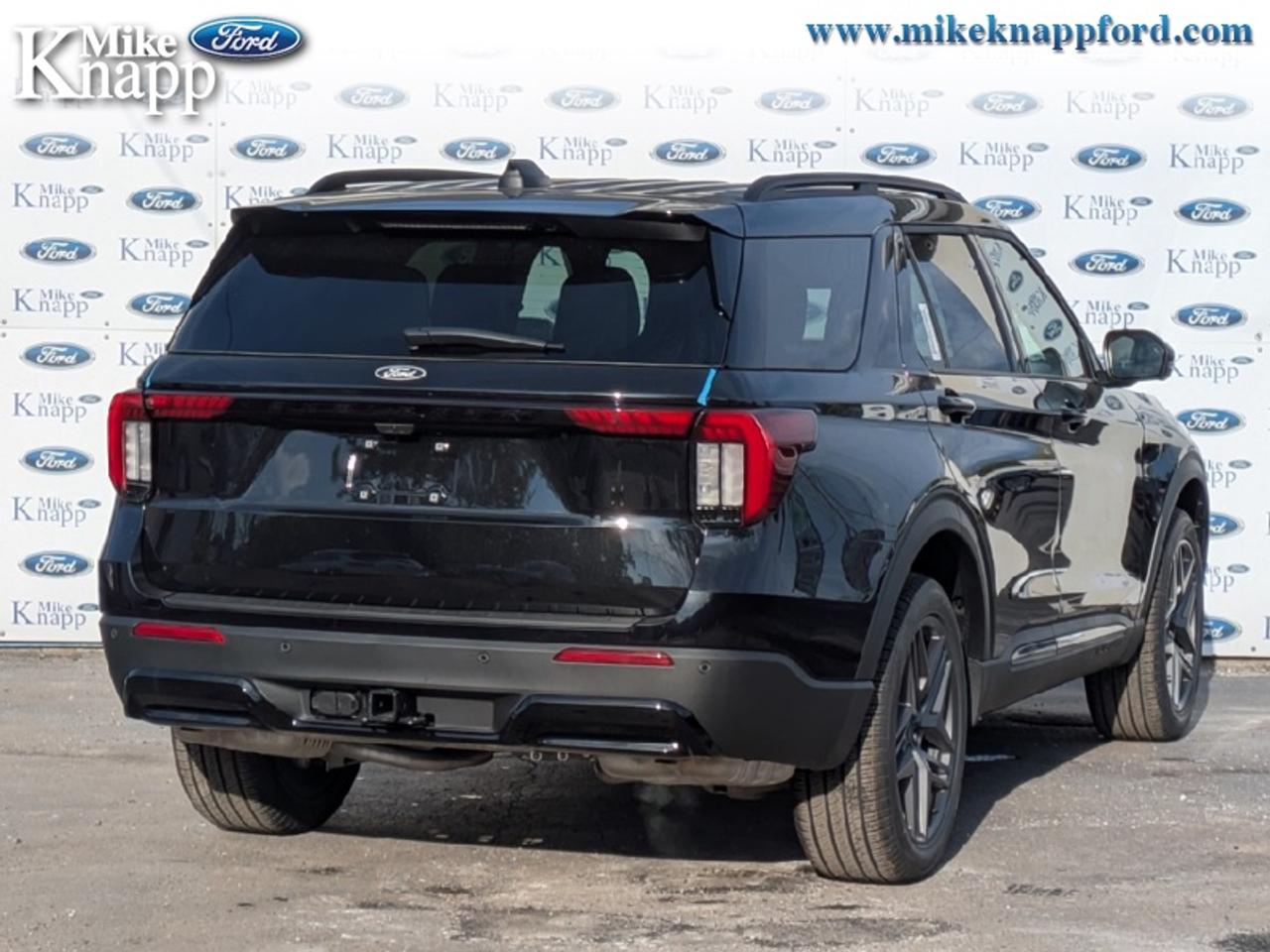 2027 Ford Explorer ST-Line Photo