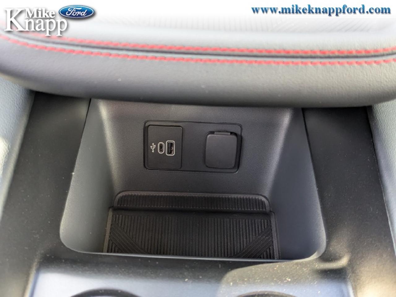 2027 Ford Explorer ST-Line Photo