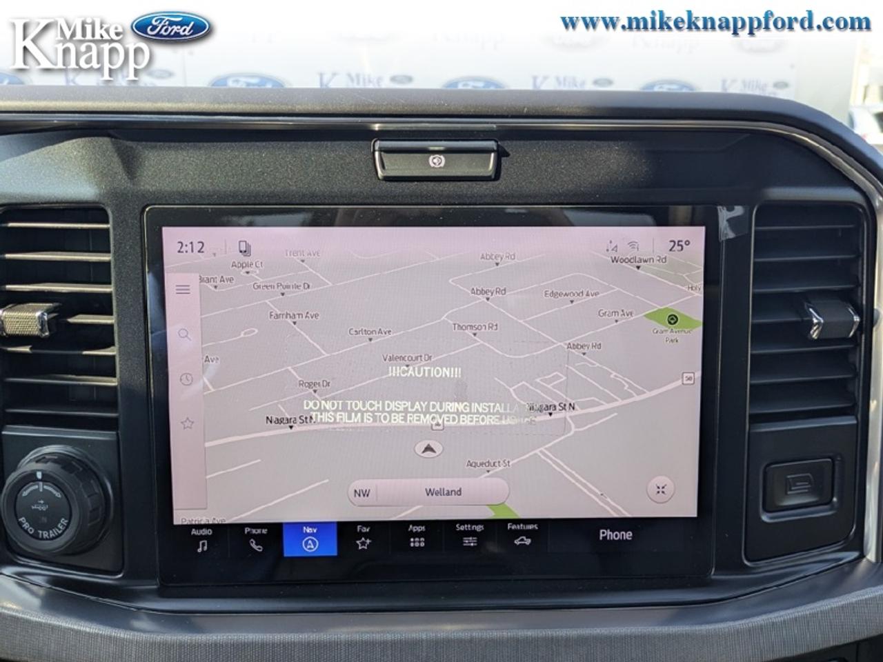 2027 Ford F-450 SUPER DUTY Platinum Photo
