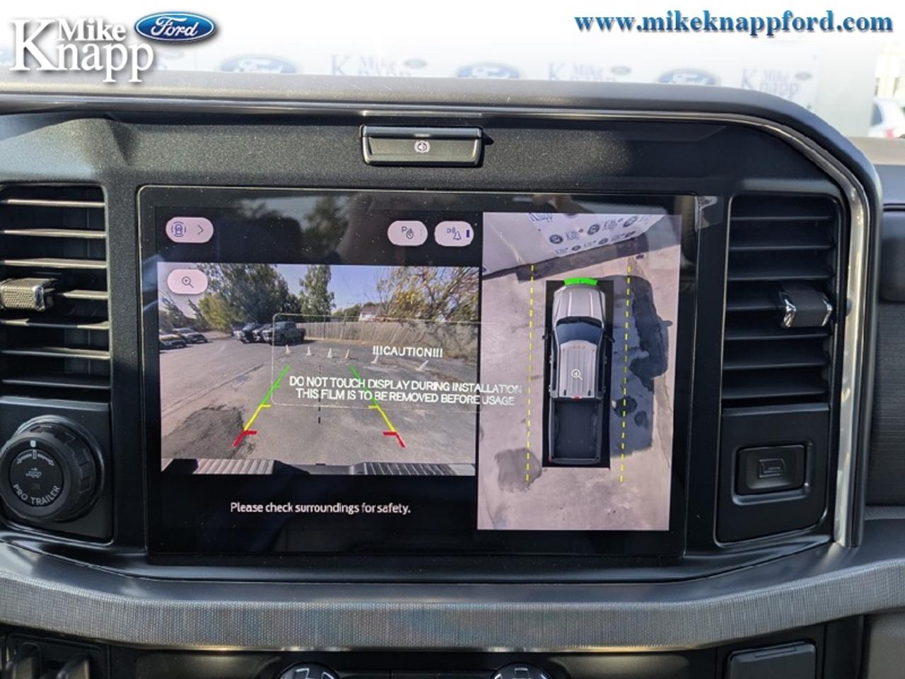 2027 Ford F-450 SUPER DUTY Platinum Photo