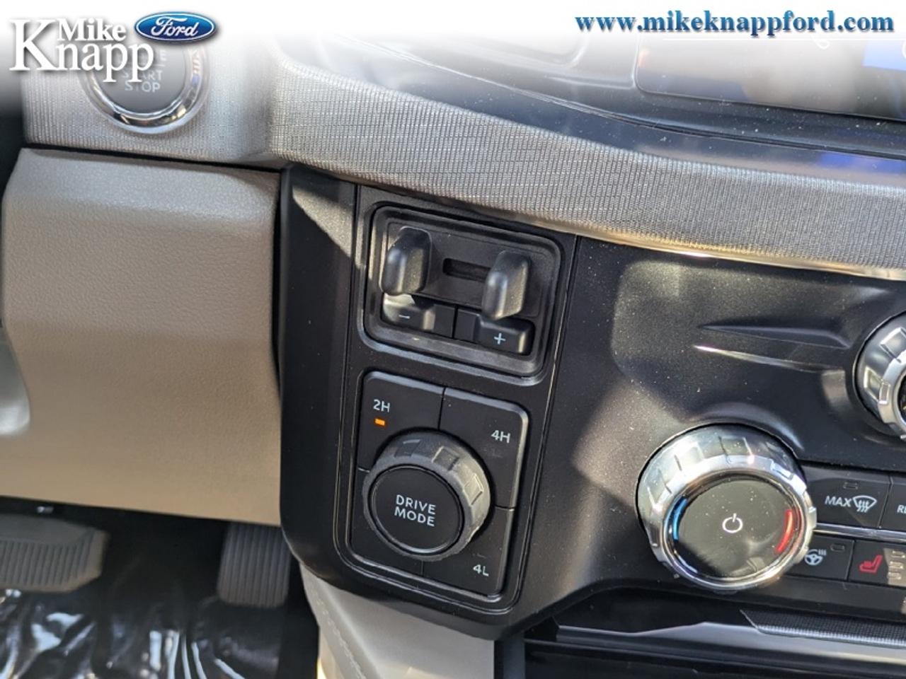 2027 Ford F-450 SUPER DUTY Platinum Photo
