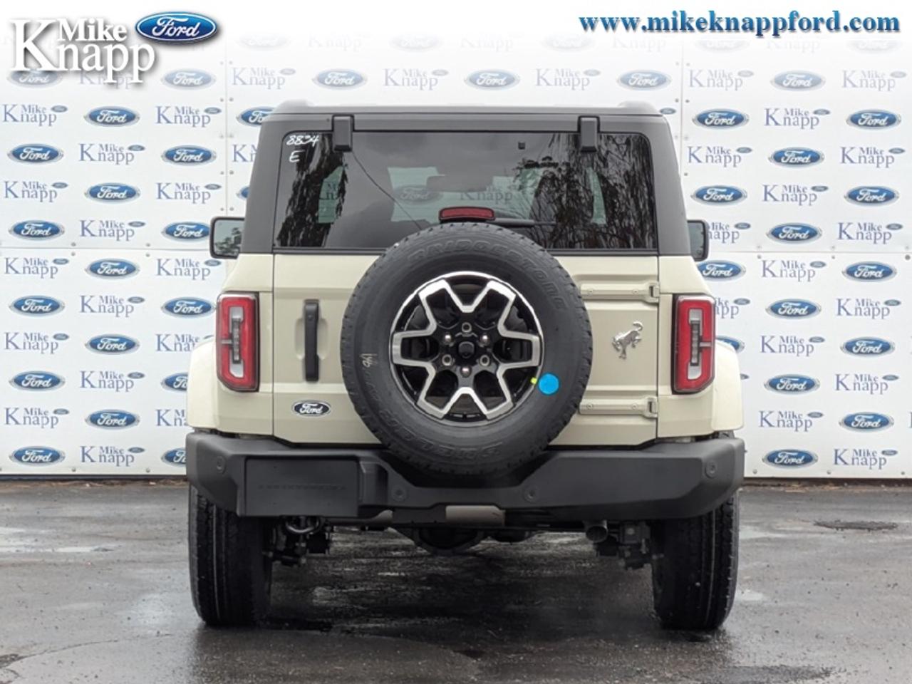 2026 Ford Bronco Outer Banks Photo3